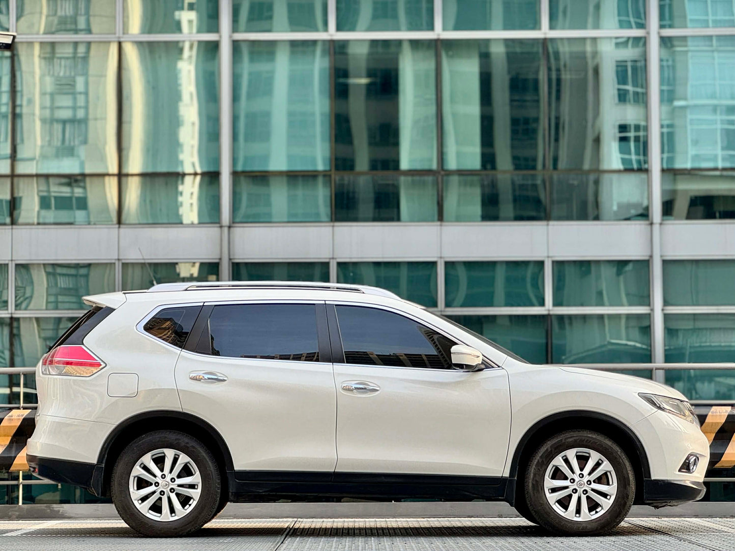 2016 Nissan Xtrail 4x4, Automatic, Gas