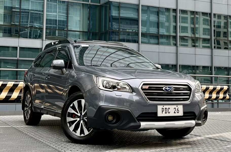 2015 Subaru Outback 3.6R, Automatic, Gas