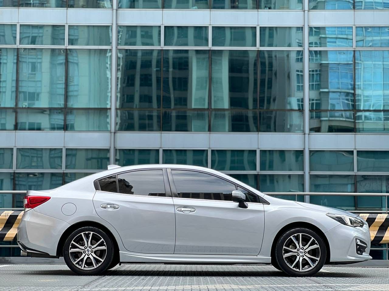 2017 Subaru Impreza 2.0i-S, Automatic, 
Gas