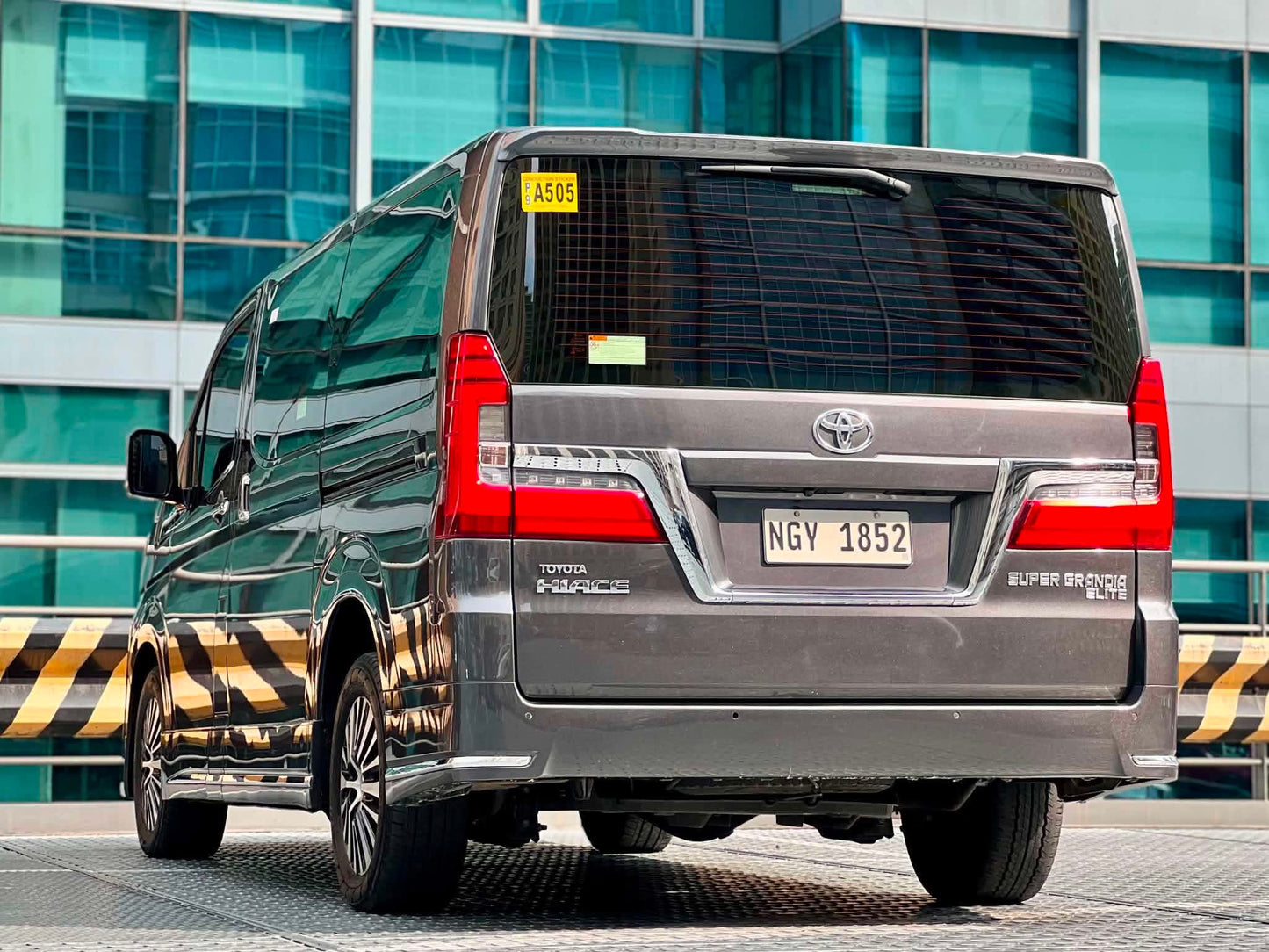 2021 Toyota Super Grandia Elite 2.8, Automatic, Diesel