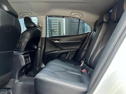 2019 Toyota Camry 2.5 V, Automatic, Gas