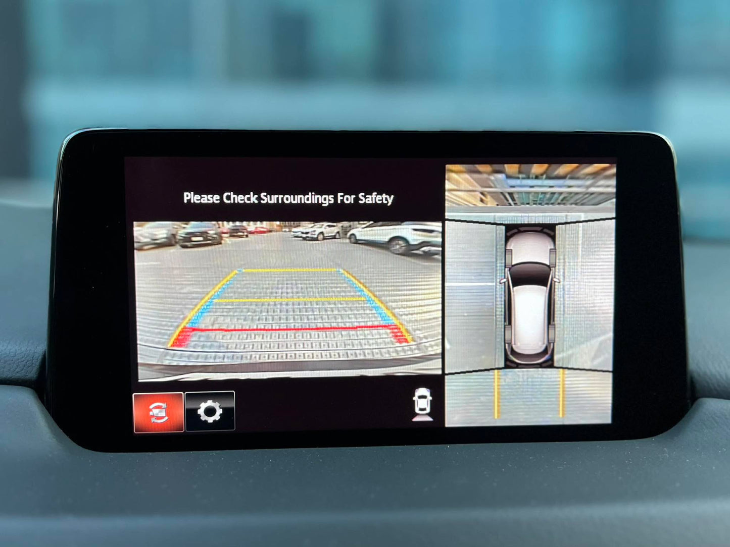 2022 Mazda CX8 Signature 4x2, Automatic, Gas