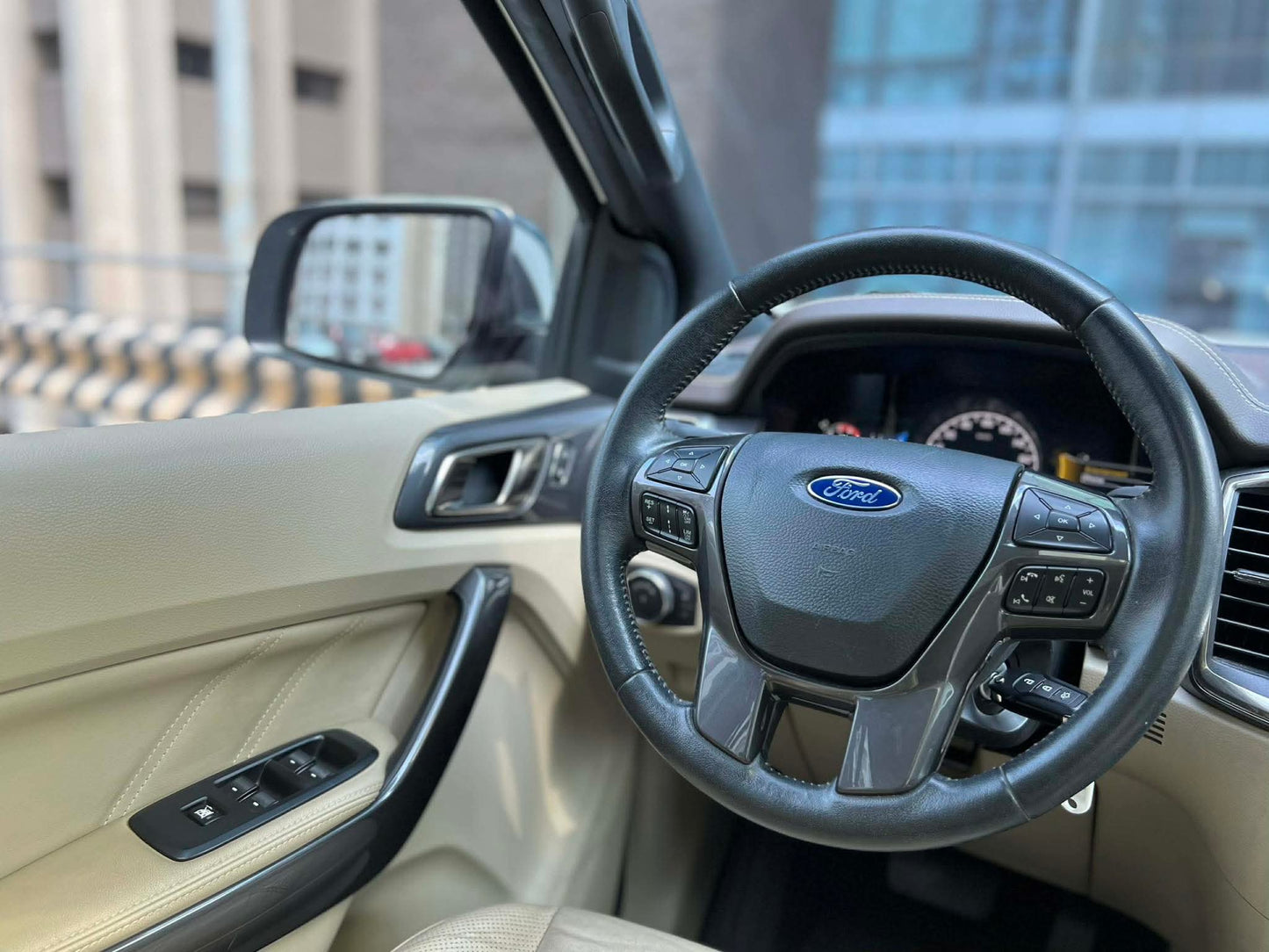 2016 Ford Everest Titanium Plus 4x2 2.2, Automatic, Diesel