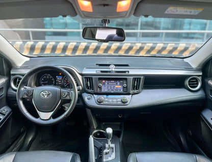 2017 Toyota Rav4 Premium,   Automatic, Gas