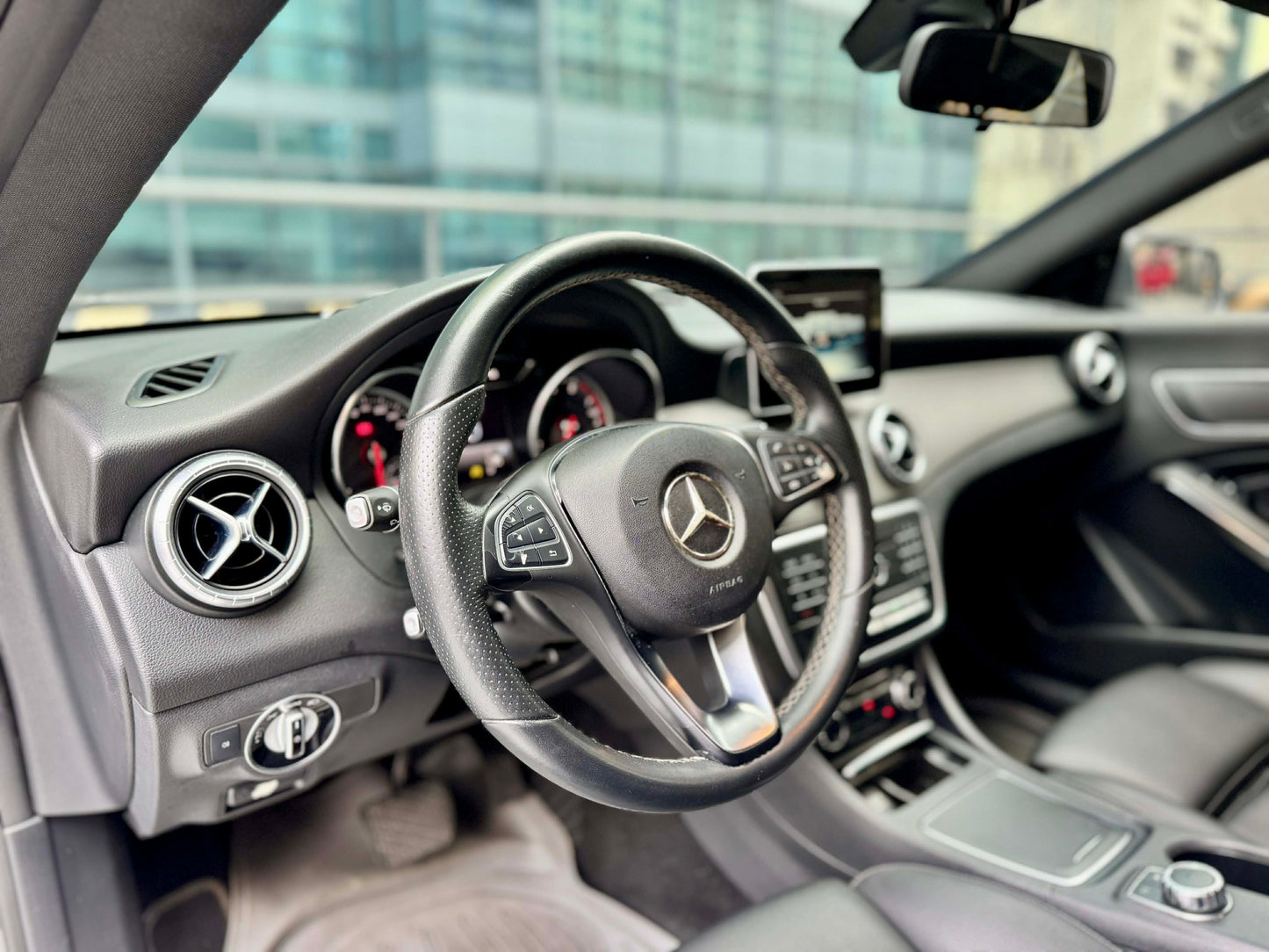 2017 Mercedes Benz CLA 180 Urban 1.5 Automatic, Gas