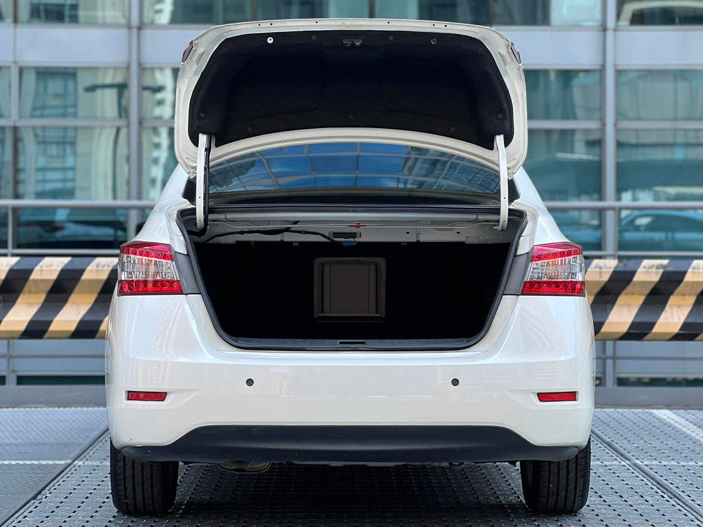 2017 Nissan Sylphy 1.8V, Automatic, Gas