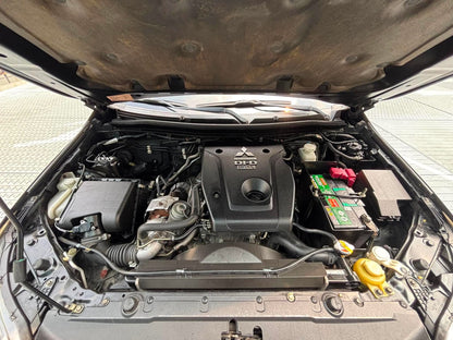 2016 Mitsubishi Montero 2.5 GLS Premium, Automatic, Diesel