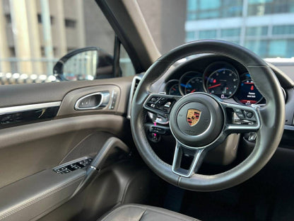 2018 Porsche Cayenne 3.6 V6, Automatic, Gas