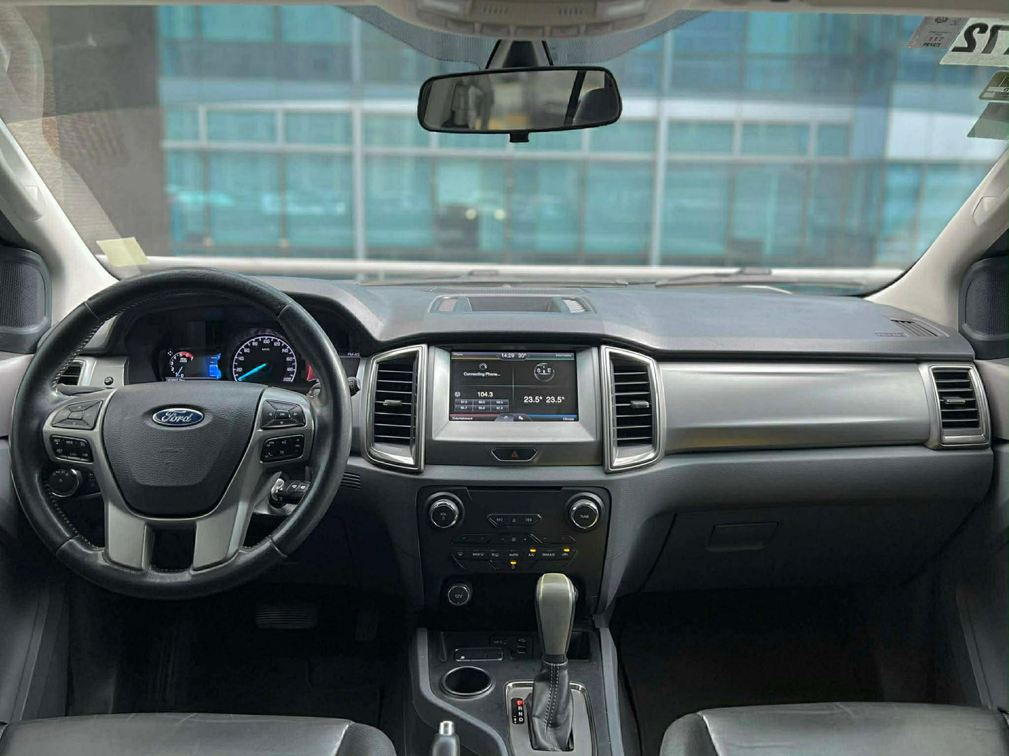 2016 Ford Everest Trend 4x2 2.2, Automatic, Diesel