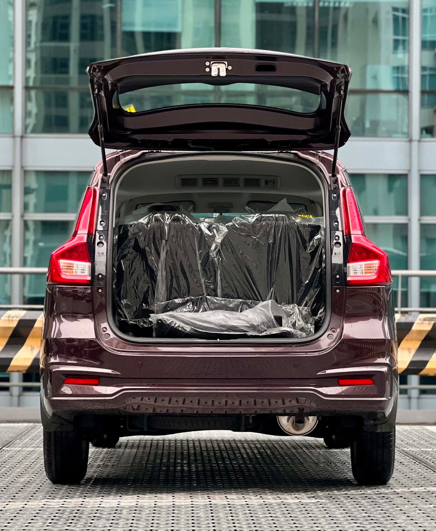 2023 Suzuki Ertiga 1.5 GL Hybrid, Manual, Gas