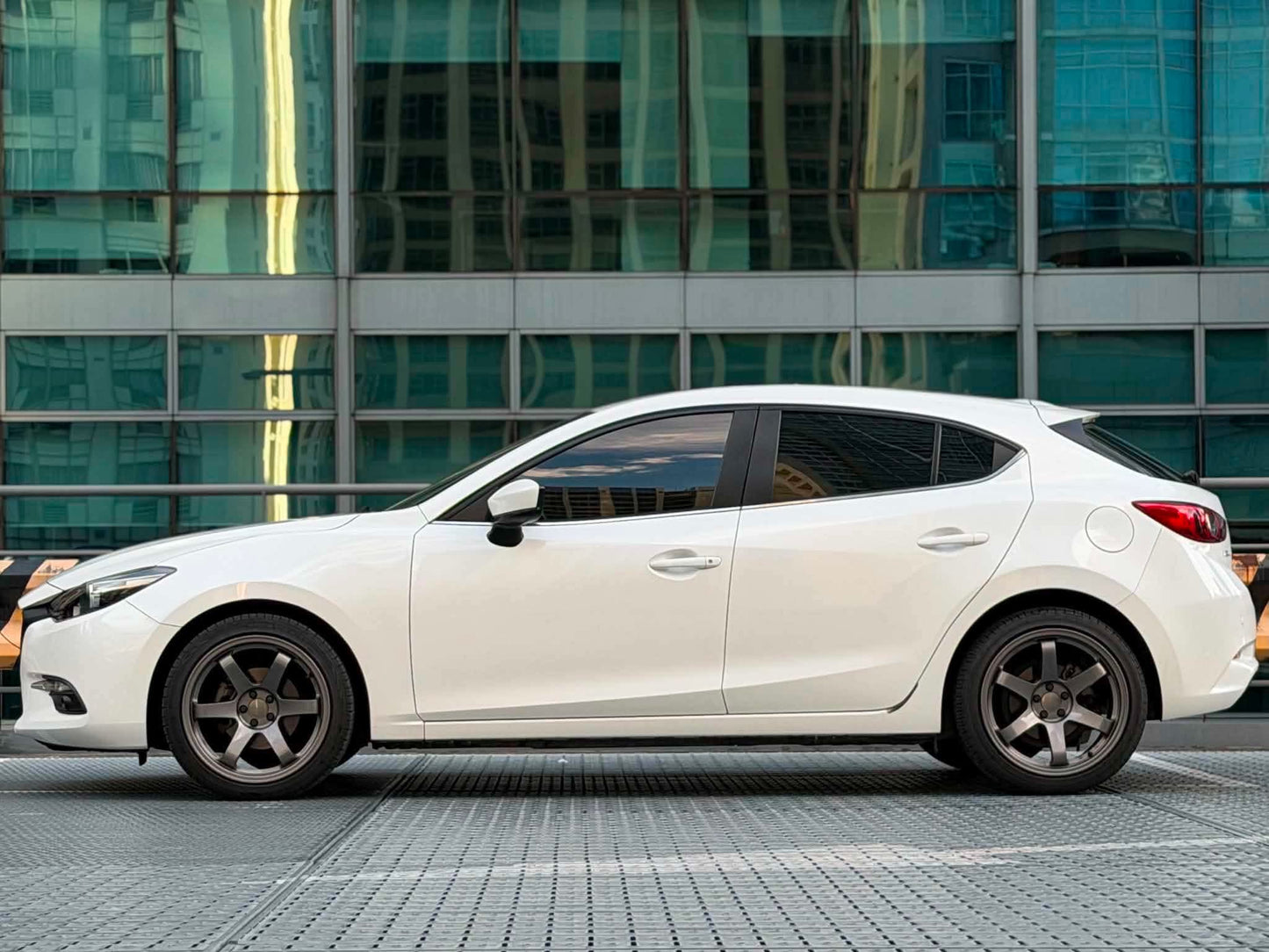 2017 Mazda 3 1.5 Hatchback, Automatic, Gas