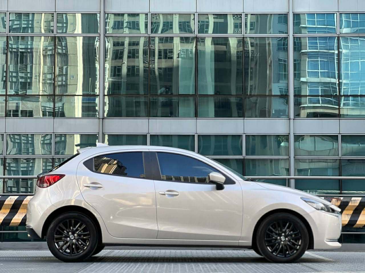 2022 Mazda 2 Premium 1.5, Automatic, Gas