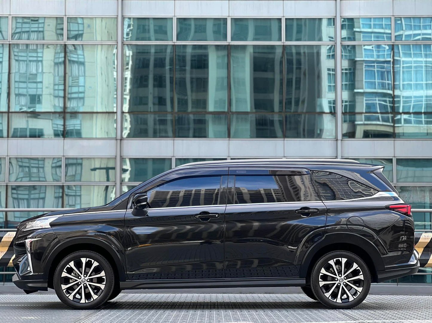 2023 Toyota Veloz 1.5 V Automatic, Gas