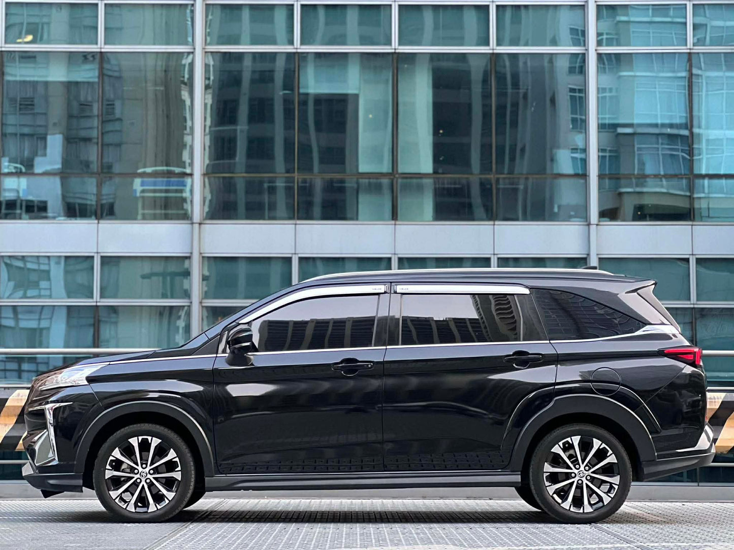 2022 Toyota Veloz 1.5 V CVT, Automatic, Gas