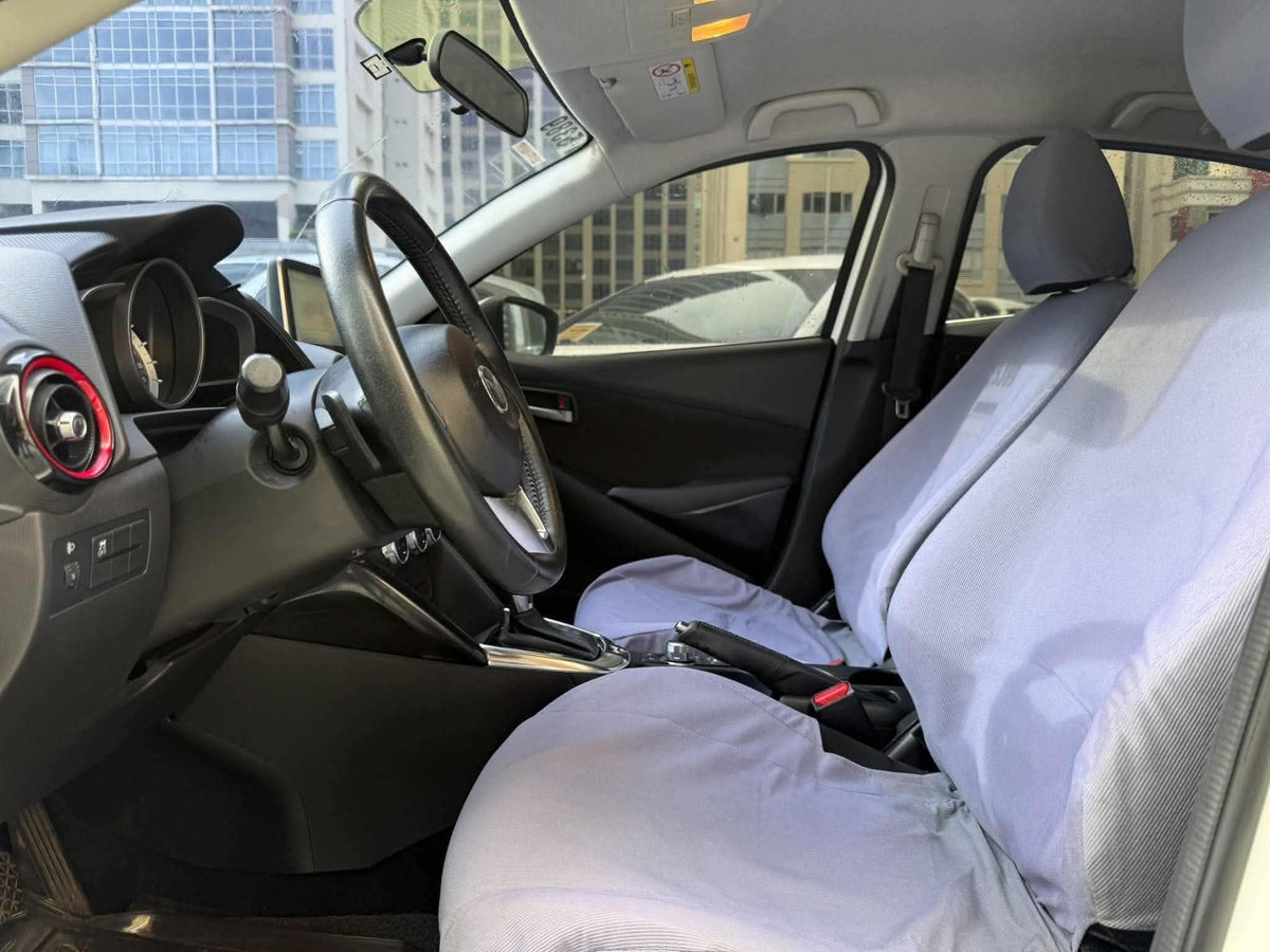 2017 Mazda 2 1.5 Sedan, Automatic, Gas