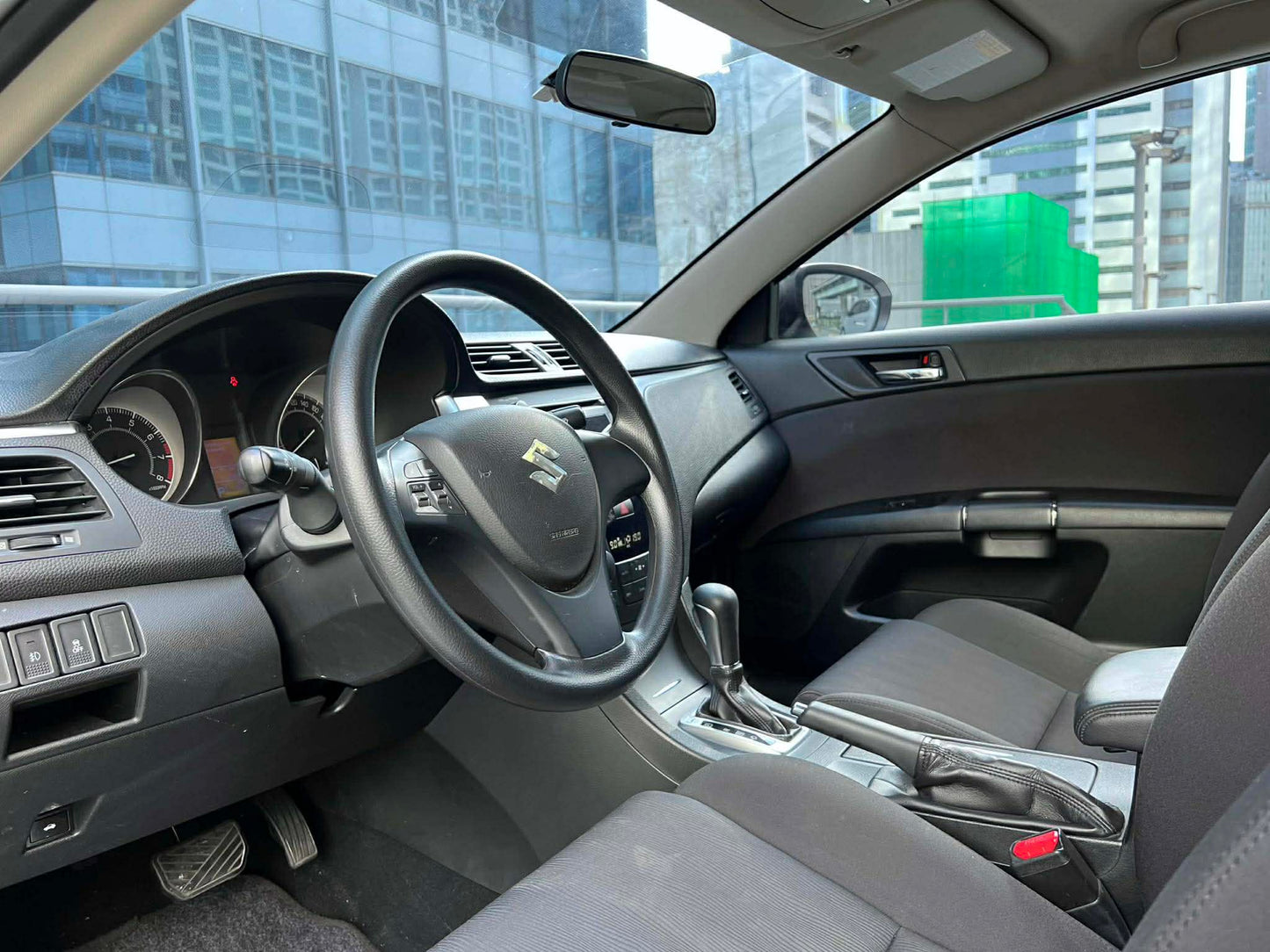 2012 Suzuki Kizashi 2.4, Automatic, Gas