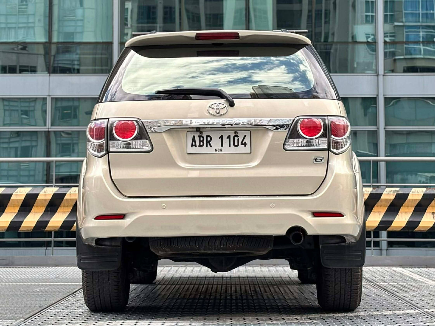 2015 Toyota Fortuner G 4x2 2.5, Manual, Diesel