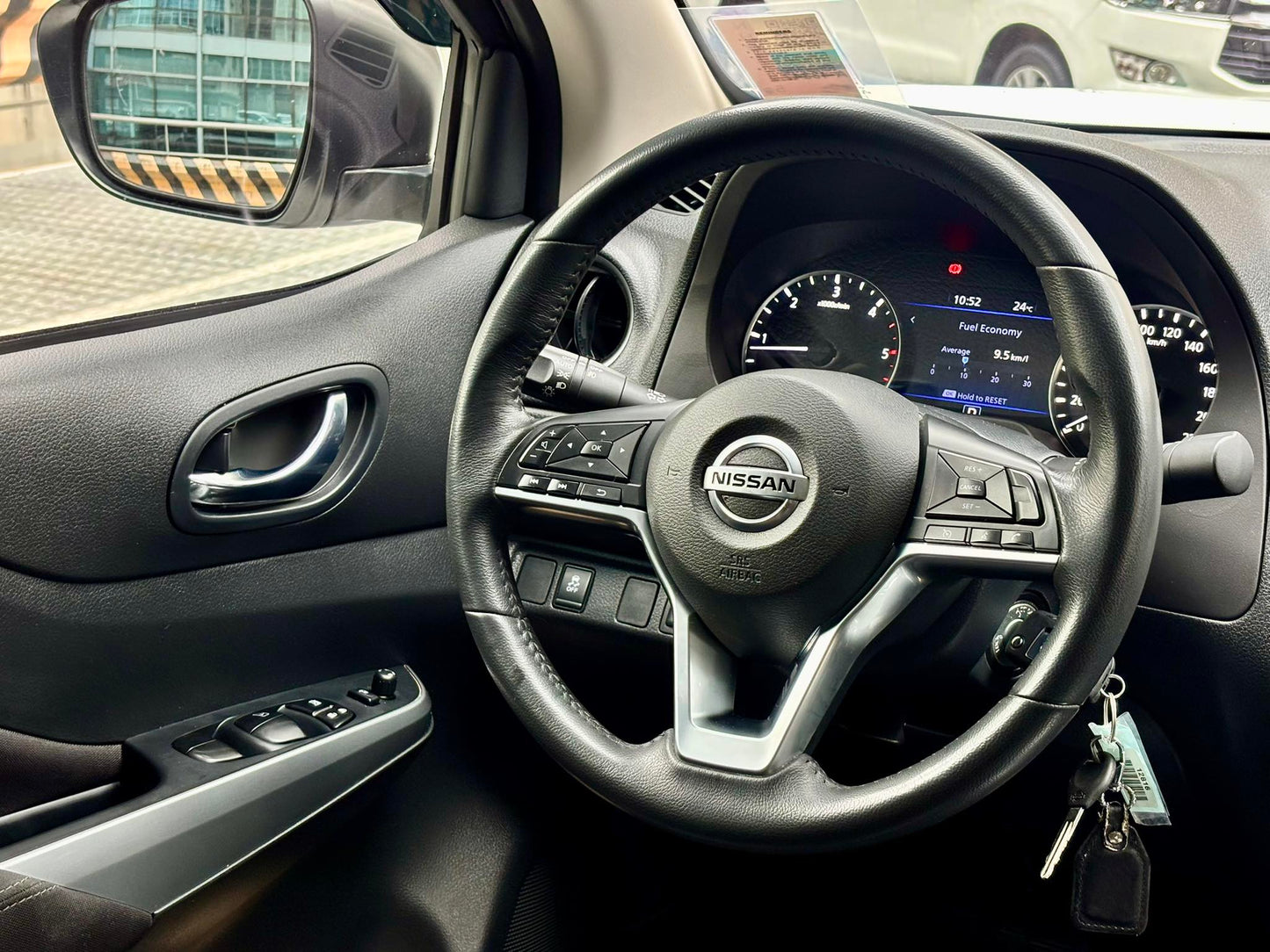 2024 Nissan Navara VE 4x2 2.5, Automatic, Diesel