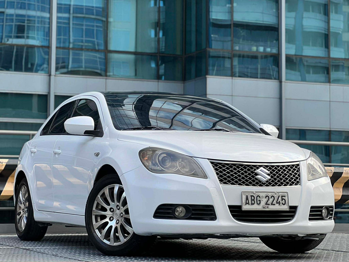 2012 Suzuki Kizashi 2.4, Automatic, Gas