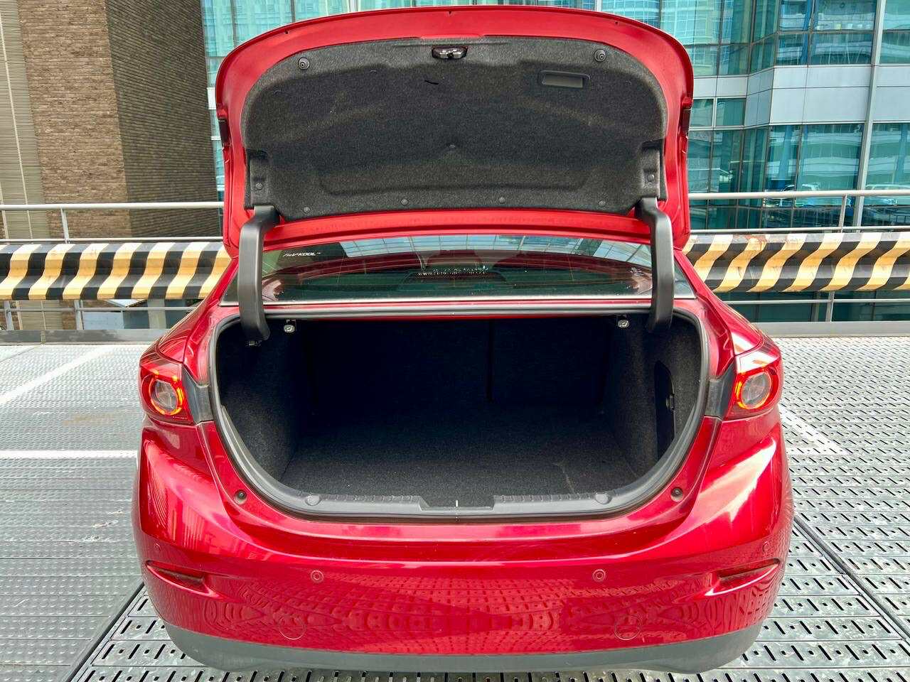 2018 Mazda 3 2.0 Sedan, Automatic, Gas