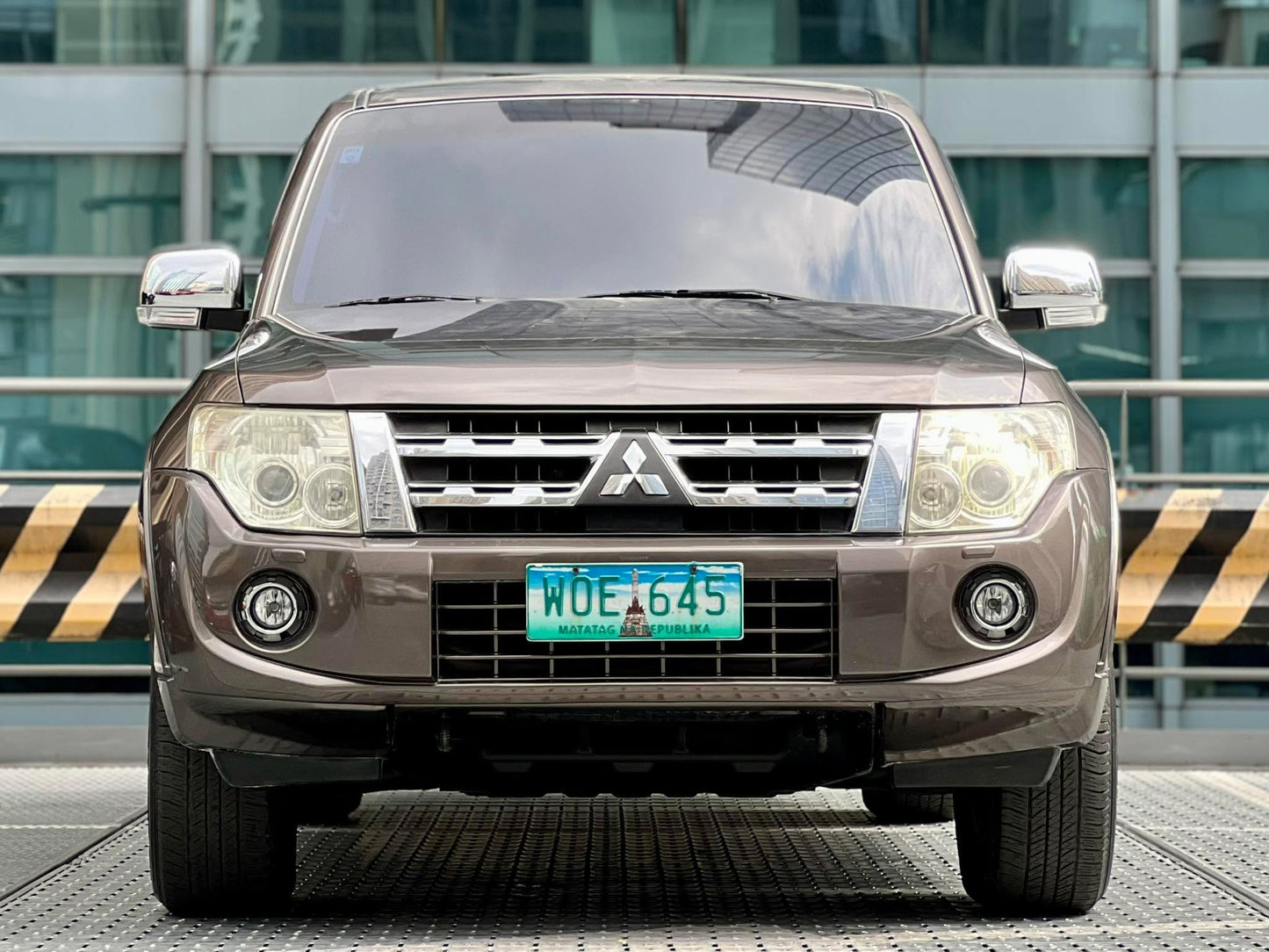 2013 Mitsubishi Pajero GLS 4x4 3.2, Automatic, Diesel