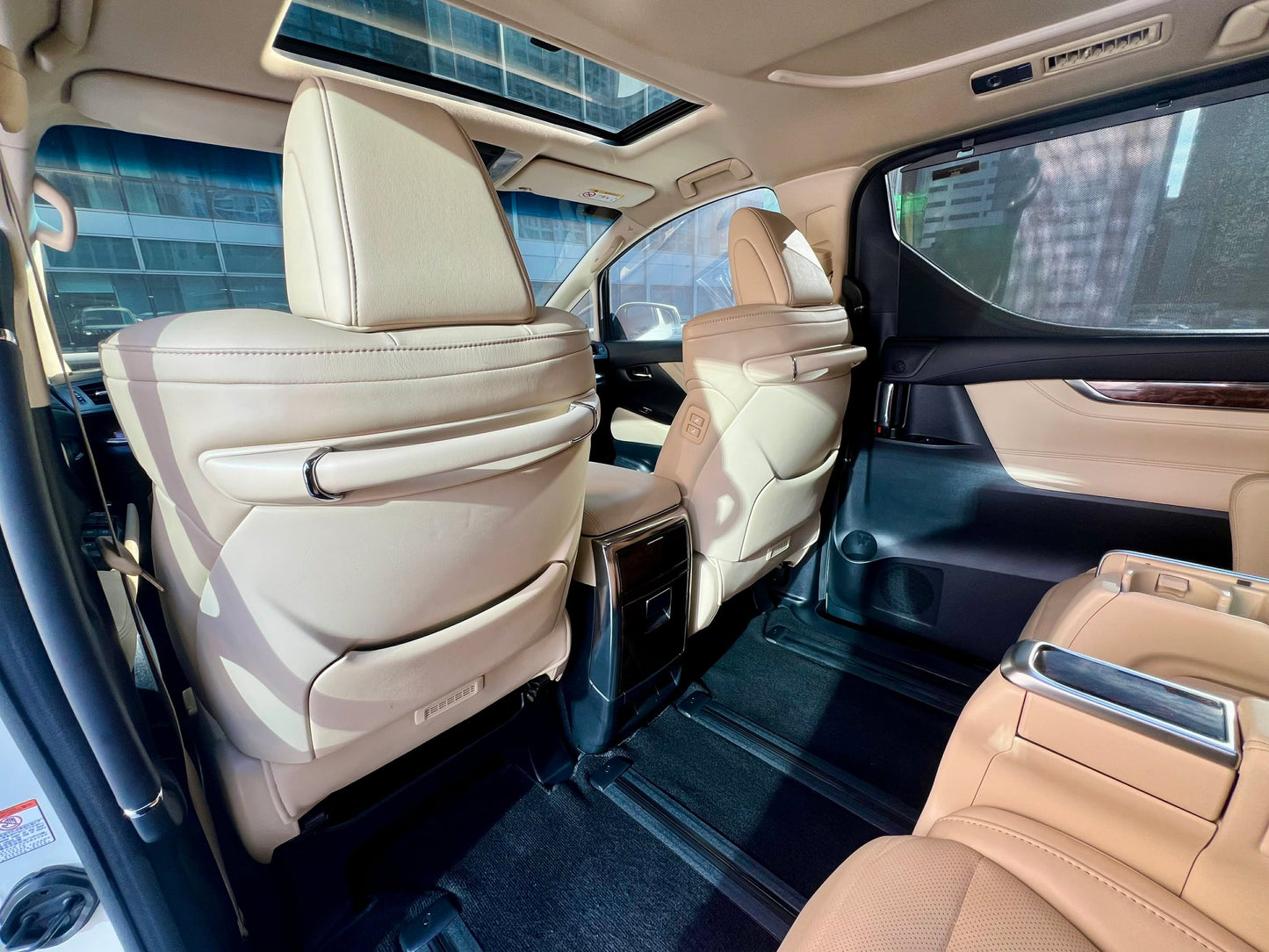 2020 Toyota Alphard 3.5, Automatic, Gas