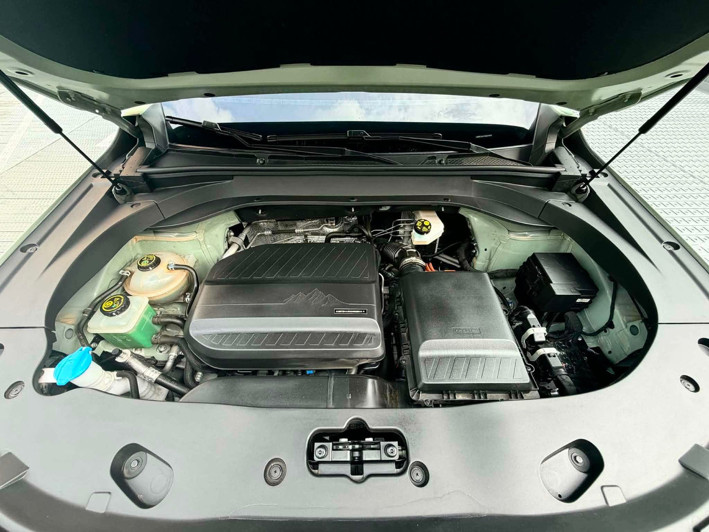 2025 BAIC B30 Dune 4x4 Hybrid, Automatic, Gas