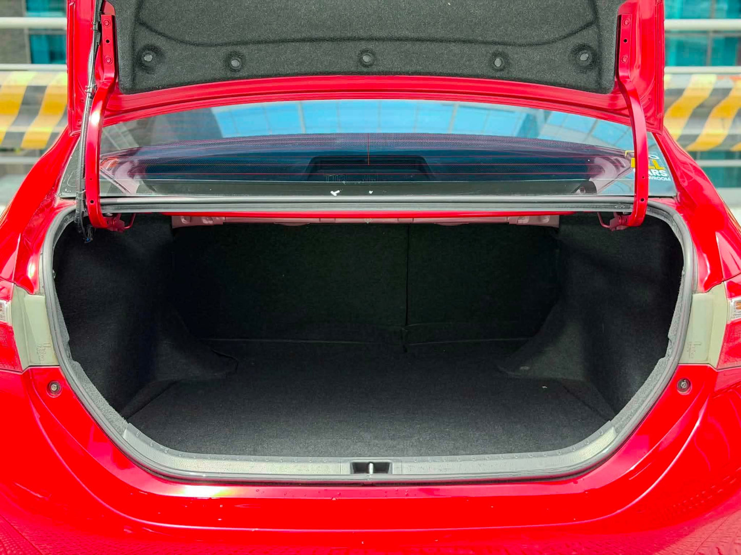 2015 Toyota Corolla Altis 2.0V, Automatic, Gas