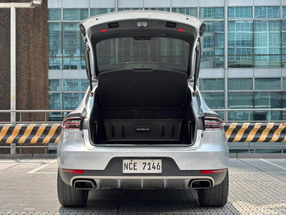 2016 Porsche Macan 2.0 Turbo, Automatic, Gas