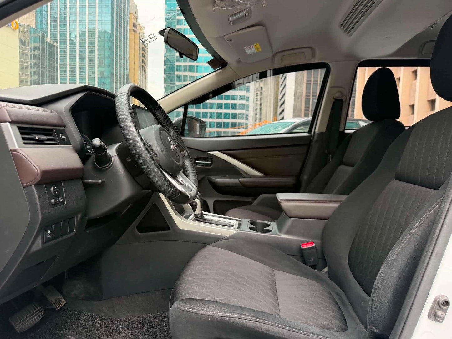 2025 Mitsubishi Xpander 1.5 GLS,Automatic, Gas