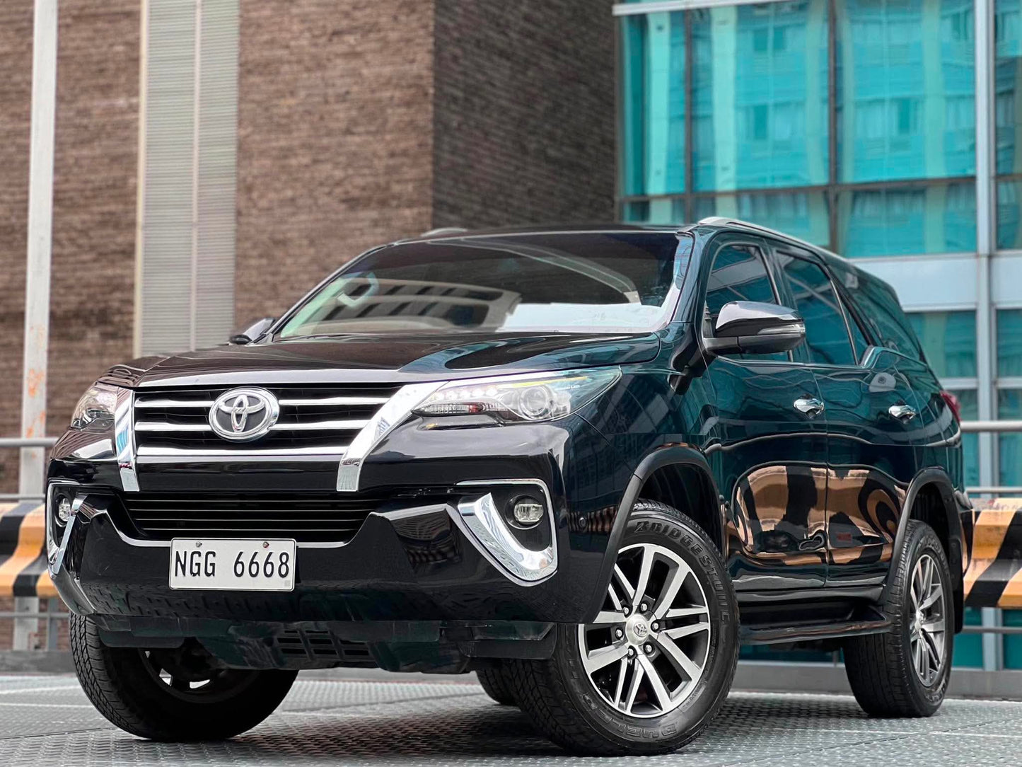 2020 Toyota Fortuner 2.4 V 4x2, Automatic, Diesel