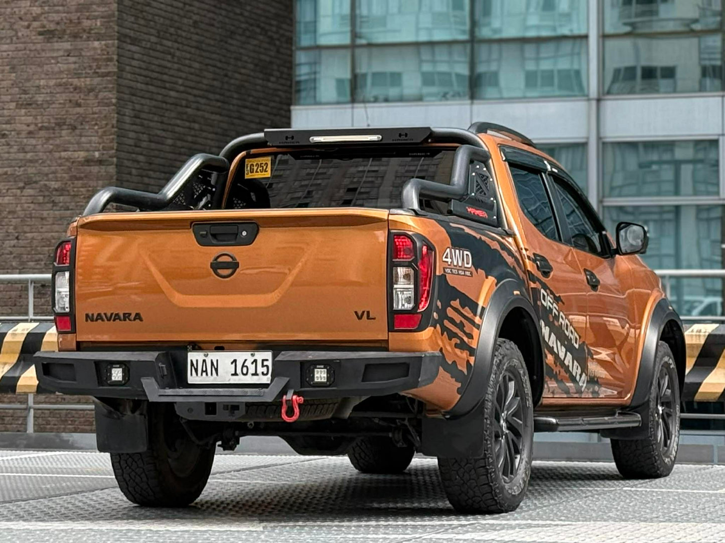 2020 Nissan Navara VL 4x4 2.5, Automatic, Diesel