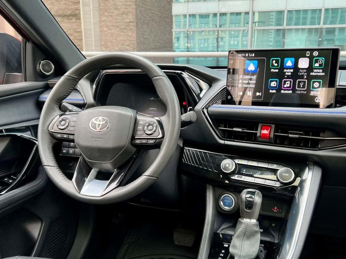 2024 Toyota Yaris Cross Hybrid, Automatic, Gas