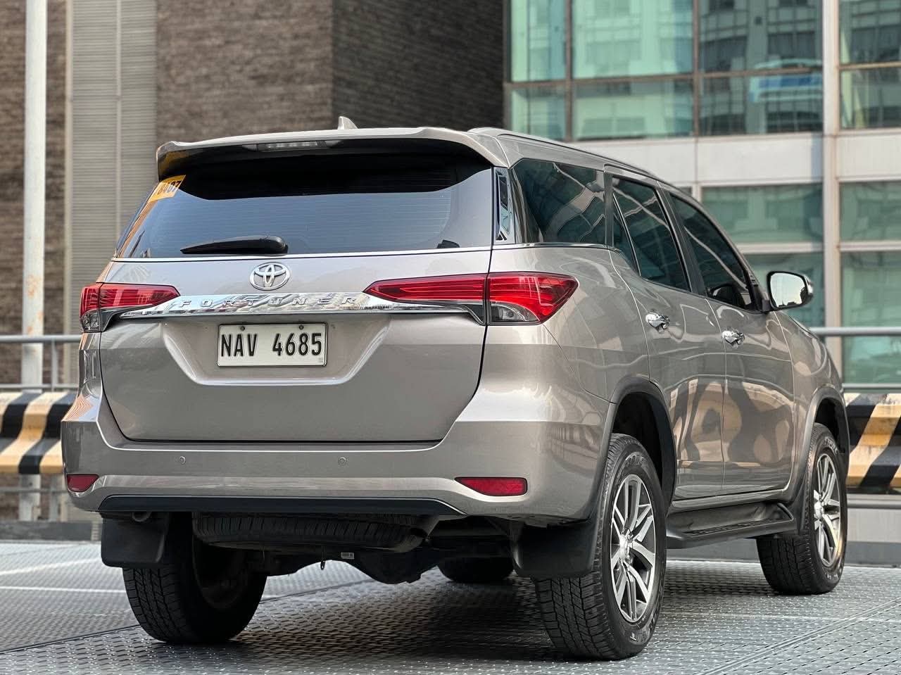 2017 Toyota Fortuner 4x2 V, Automatic, Diesel