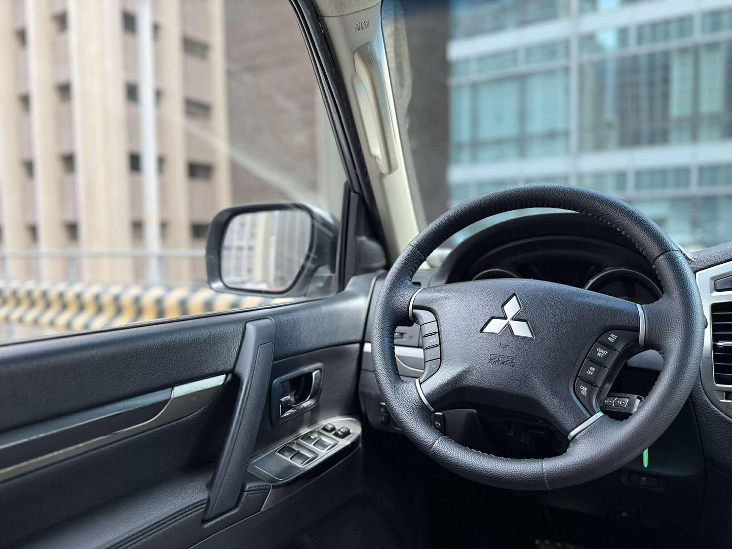2015 Mitsubishi Pajero 3.2 GLS 4x4, Automatic, Diesel