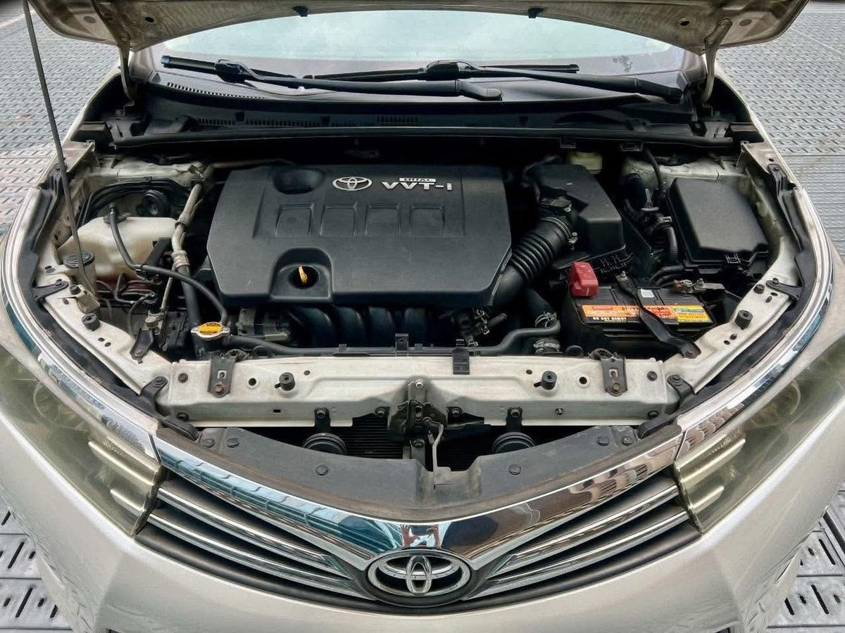 2014 Toyota Corolla Altis 1.6 V,  Automatic, Gas