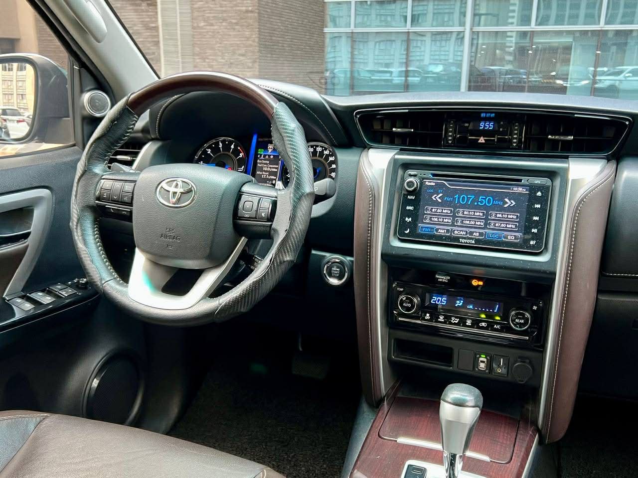 2018 Toyota Fortuner 4x2 V, Automatic, Diesel