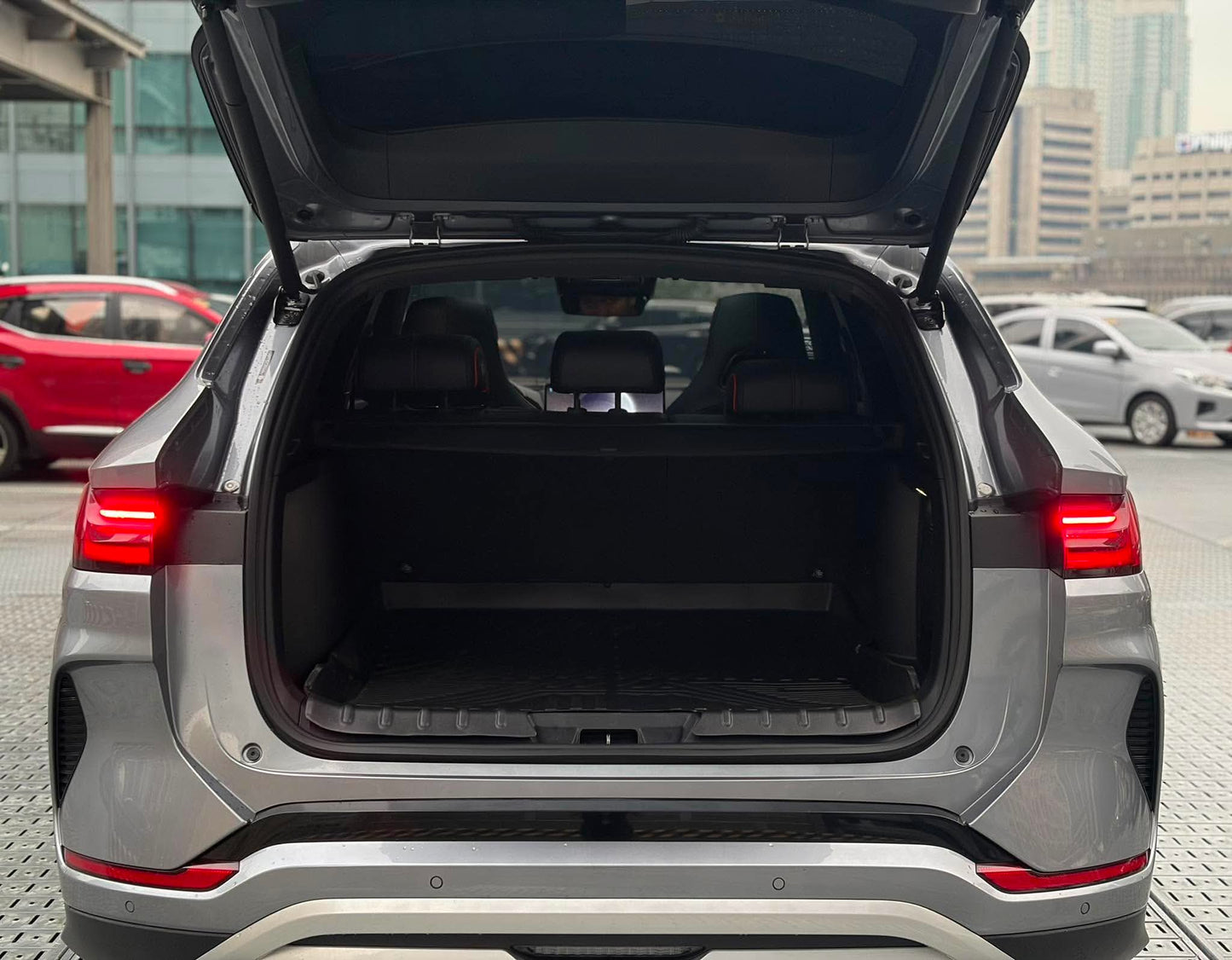 2025 BYD Sealion 6 DM-i PHEV, Automatic, Gas