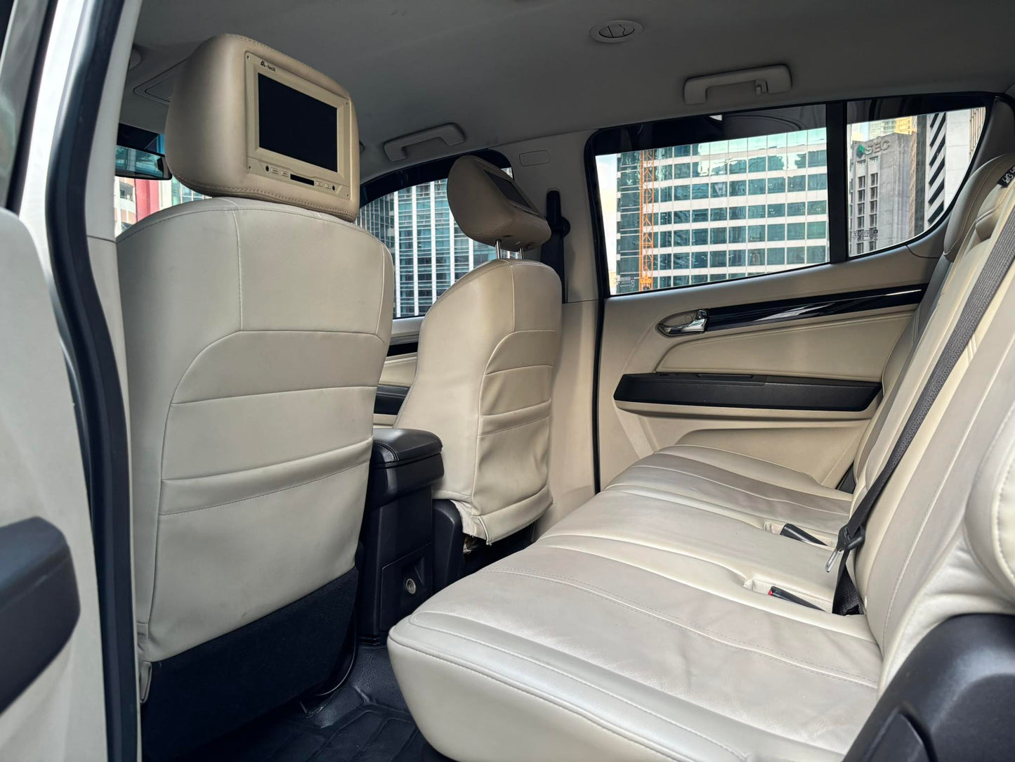 2015 Chevrolet Trailblazer 4x4 LTZ, Automatic, Gas