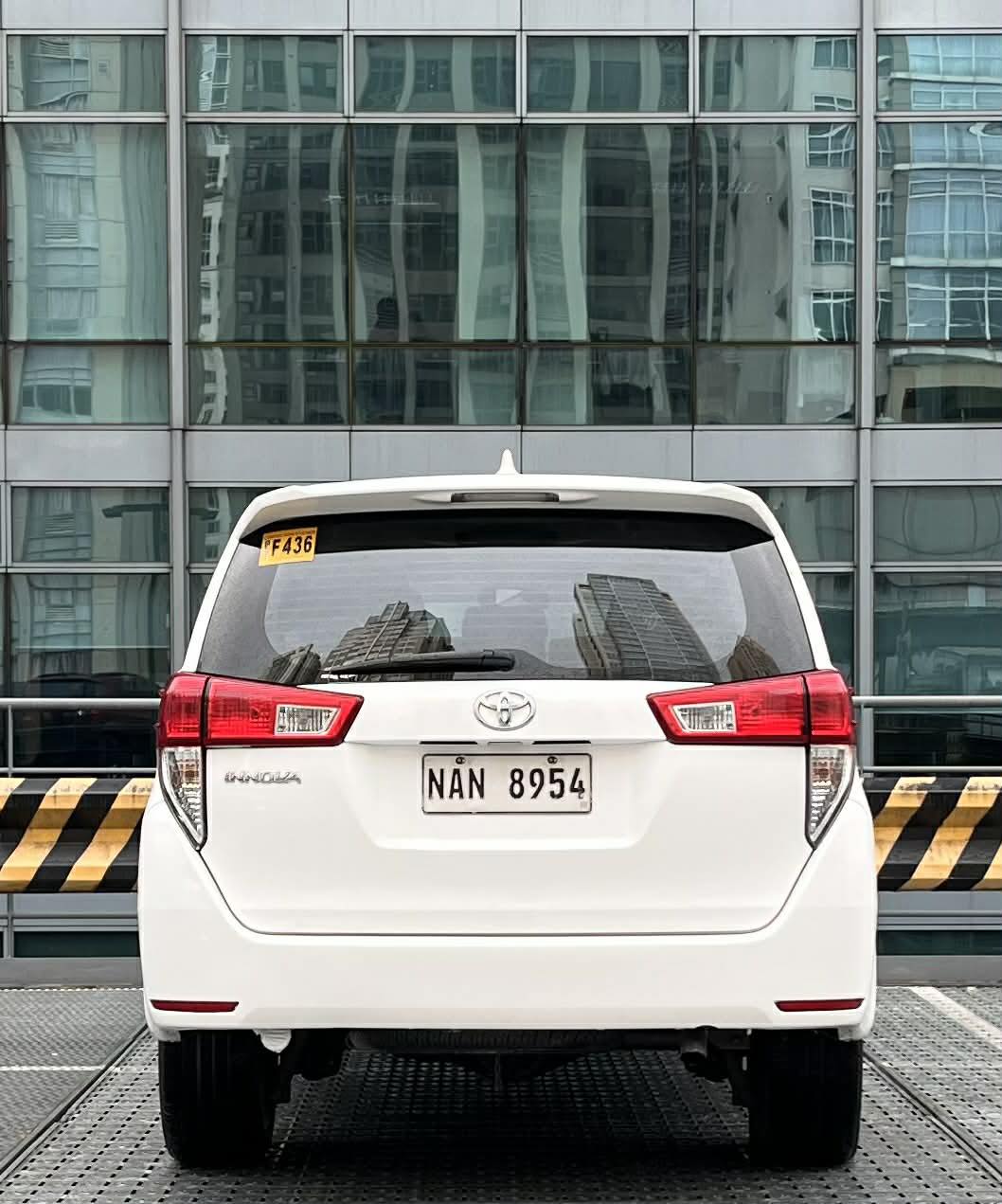 2020 Toyota Innova J 2.8, Manual, Diesel