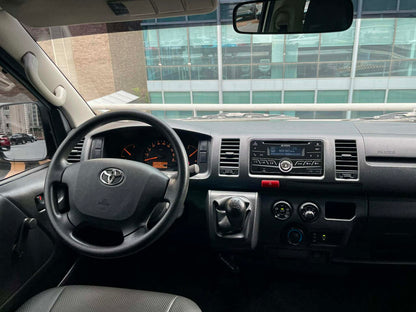 2021 Toyota Hiace Commuter 3.0, Diesel, Manual