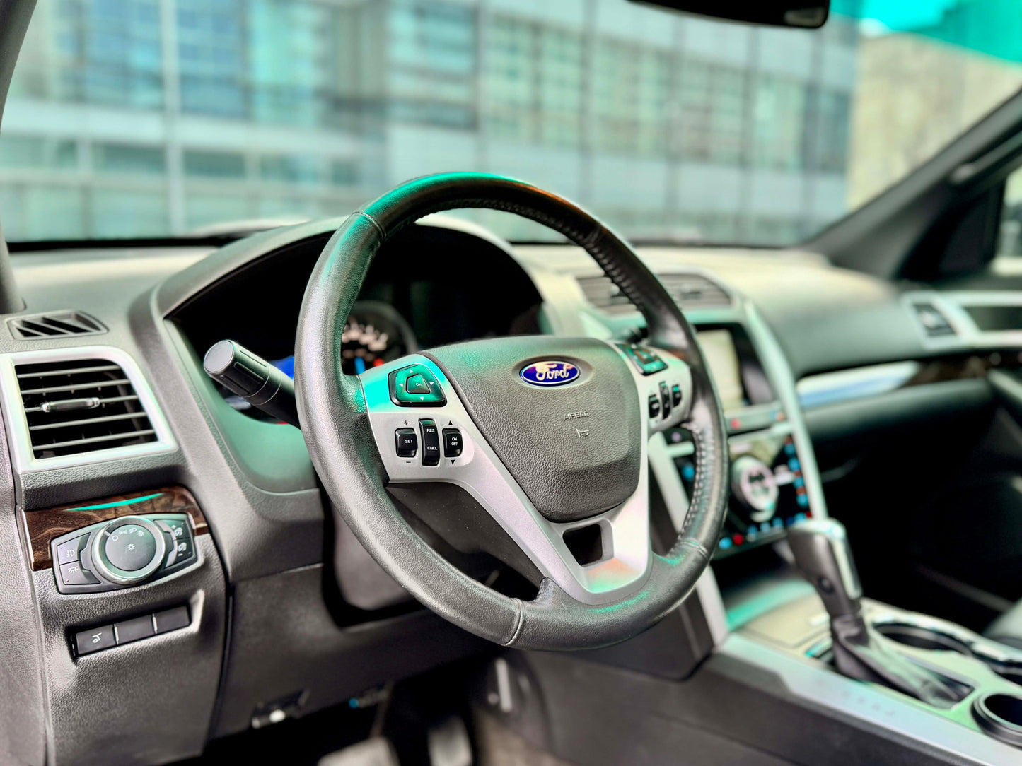 2015 Ford Explorer 4x2 Ecoboost 2.0, Automatic, Gas