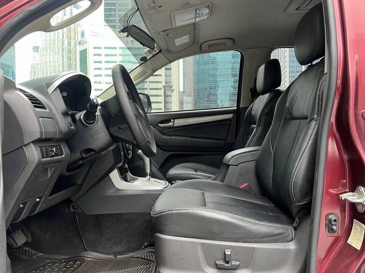 2016 Isuzu MUX LSA 4x2 3.0, Automatic, Diesel