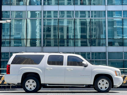 2012 Chevrolet Suburban 4x4  V8 Z71 5.3, Automatic, Gas