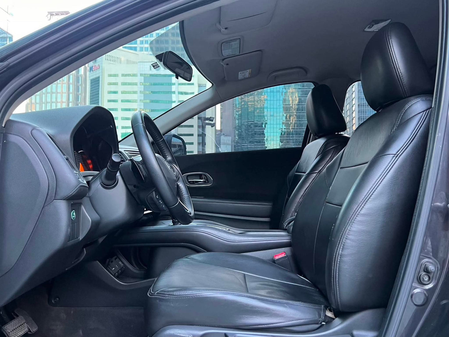 2015 Honda HRV 1.8 E, Automatic, Gas