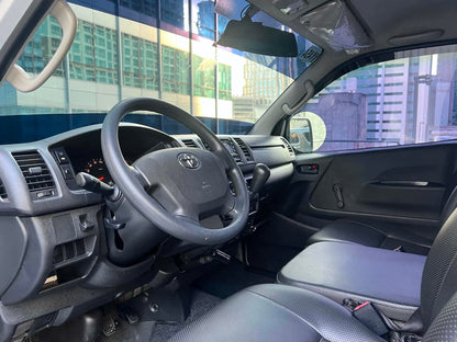 2019 Toyota HiAce Commuter 3.0, Manual, Diesel
