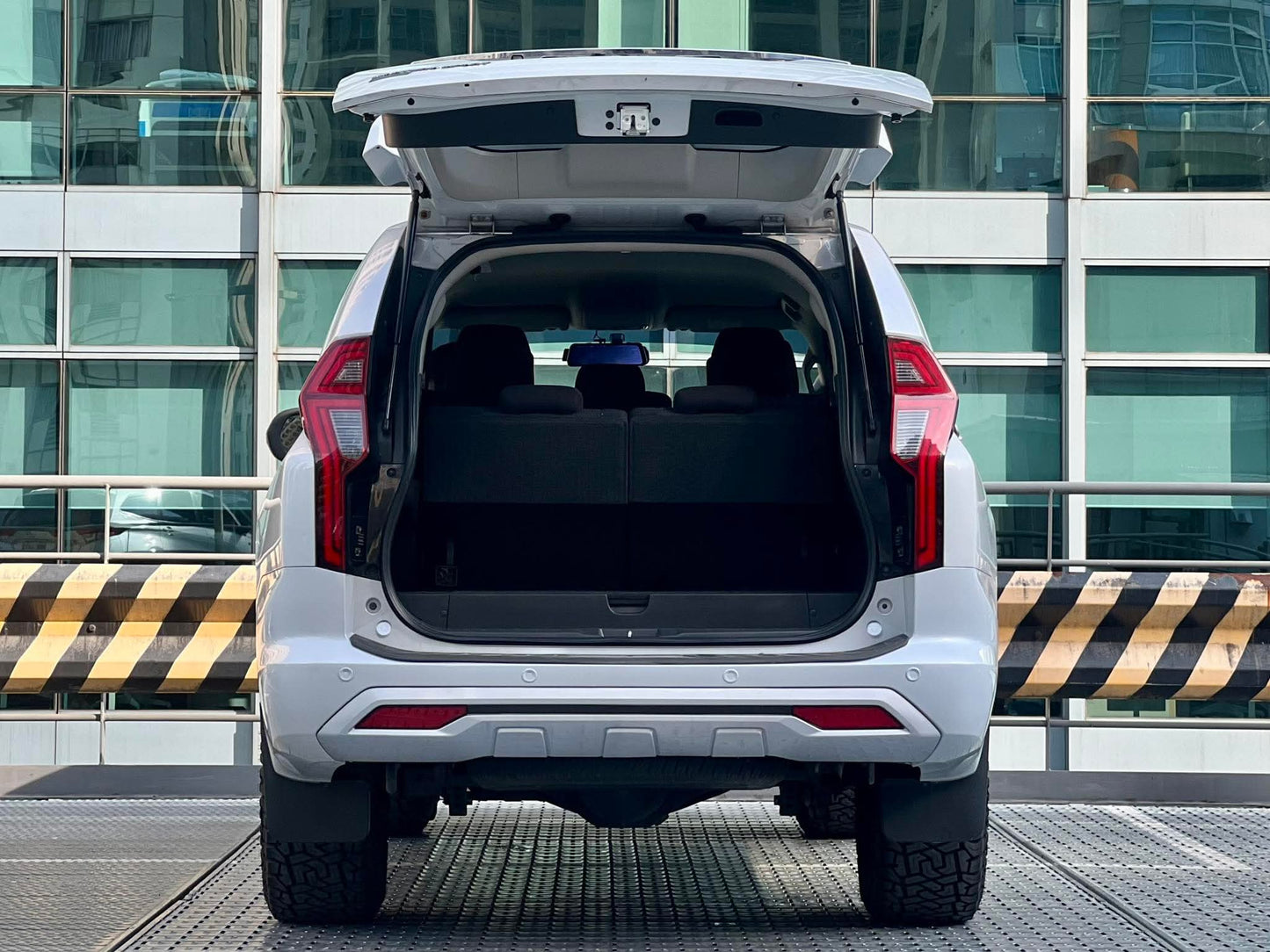 2020 Mitsubishi Montero GLS Sport 2.5, Automatic, Diesel