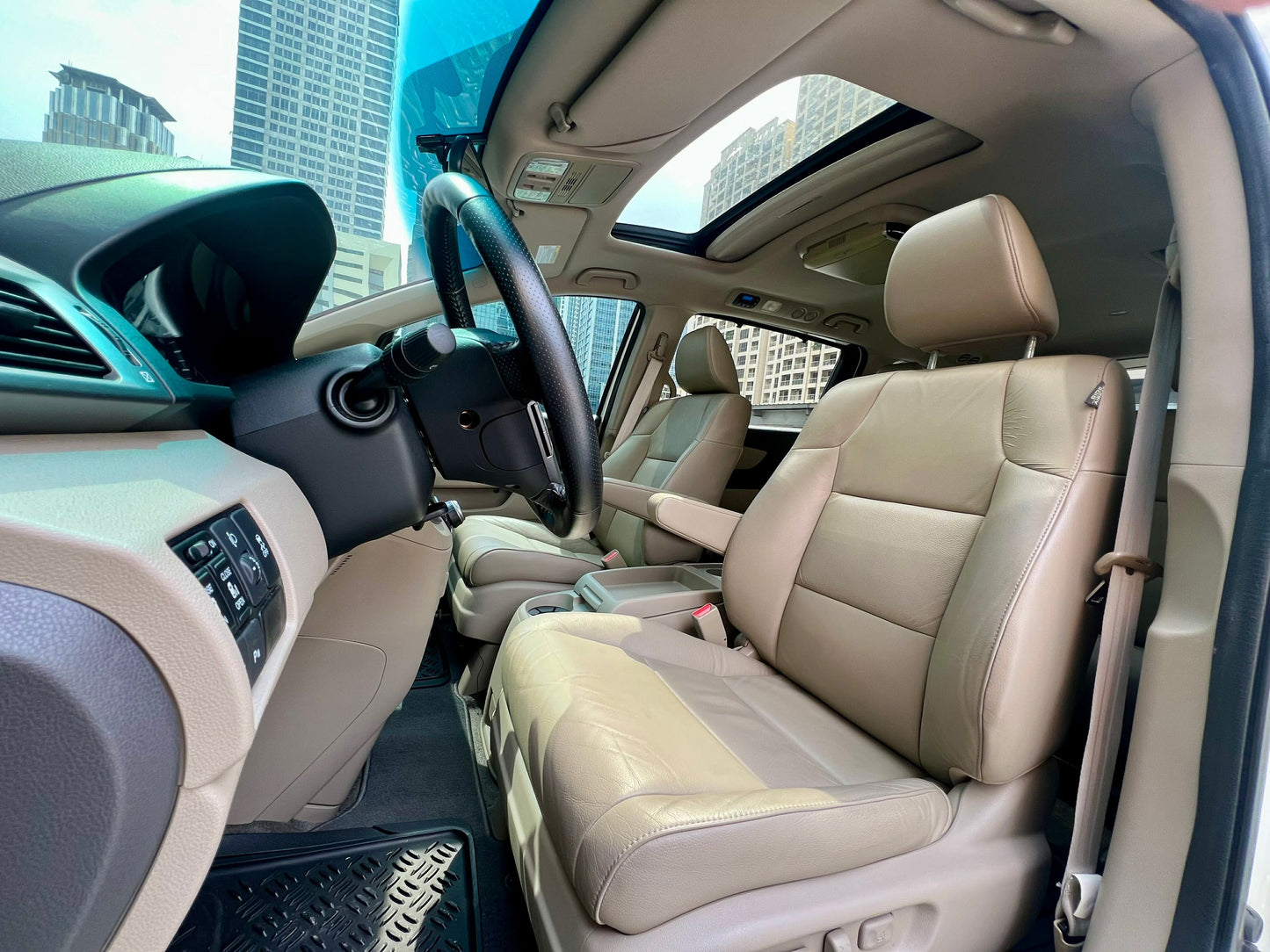 2012 Honda Odyssey EX Navi 3.5  Automatic, Gas