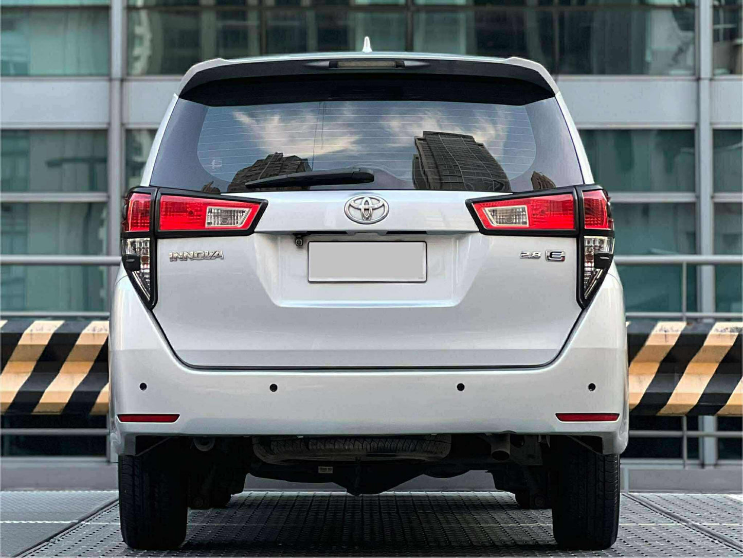 2017 Toyota Innova 2.8 E, Automatic, Diesel