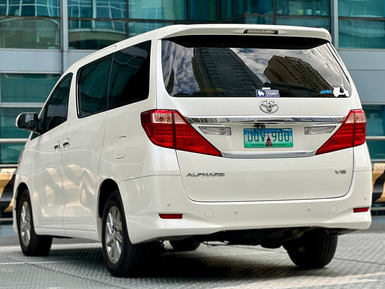 2013 Toyota Alphard 3.5 V6, Automatic, Gas